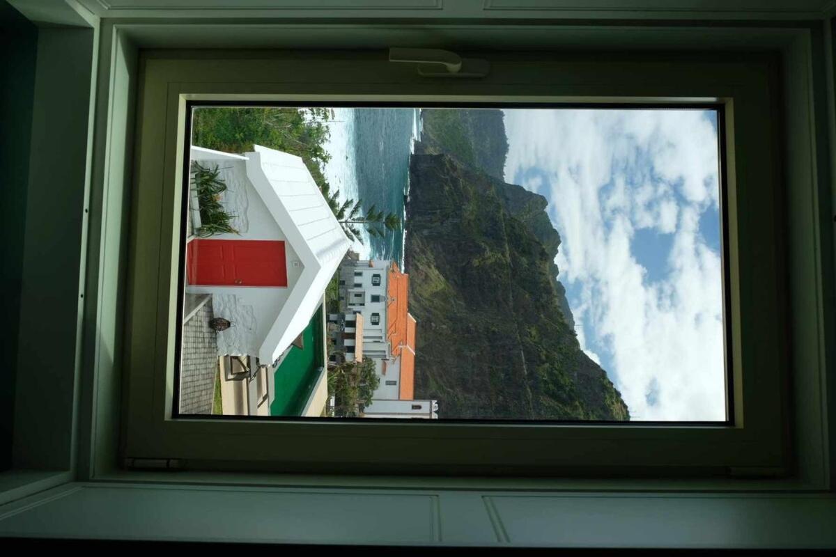 Casa Del Mar- Wonderfull Sea Views & Swimming Pool Villa Ponta Delgada  Exterior photo
